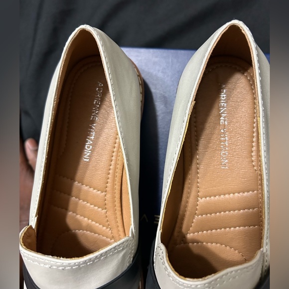 New Adrienne Vittadini Proxy Lug Sole Loafers Off White/Black Size 9 1/2 - Picture 5 of 5